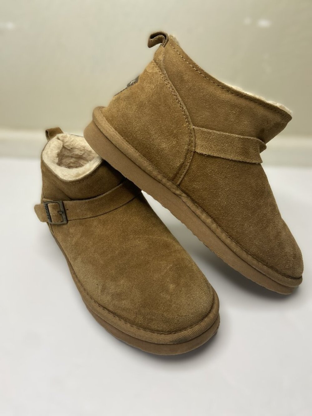 PAWZ by BearPaw Amy ankle Suede Boots